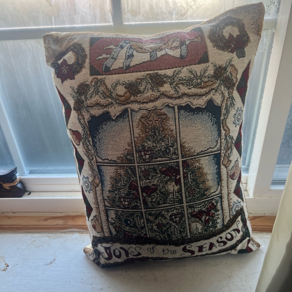 Tapestry Trow Pillow.
Joys Of The Season By
J. De Cristoforo. 12 X 16
Pre-owned